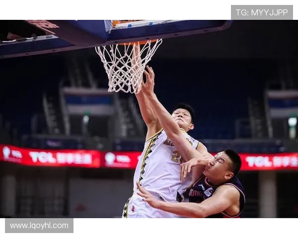 胡金秋高效大号两双惊艳全场秀